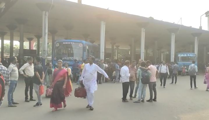 Passengers struggle at N.B.S.T.C. Bus Stand in Siliguri: Fewer ...