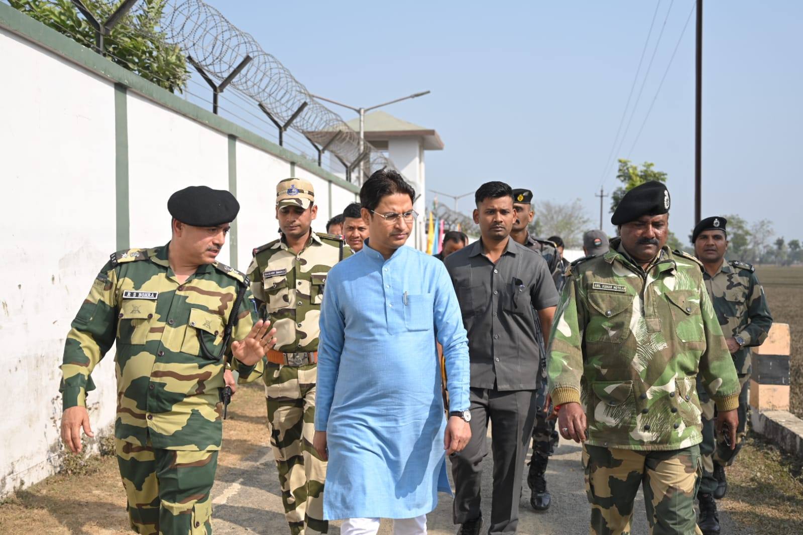 Darjeeling MP Raju Bista visits Indo-Bangladesh border in Chopra to ...