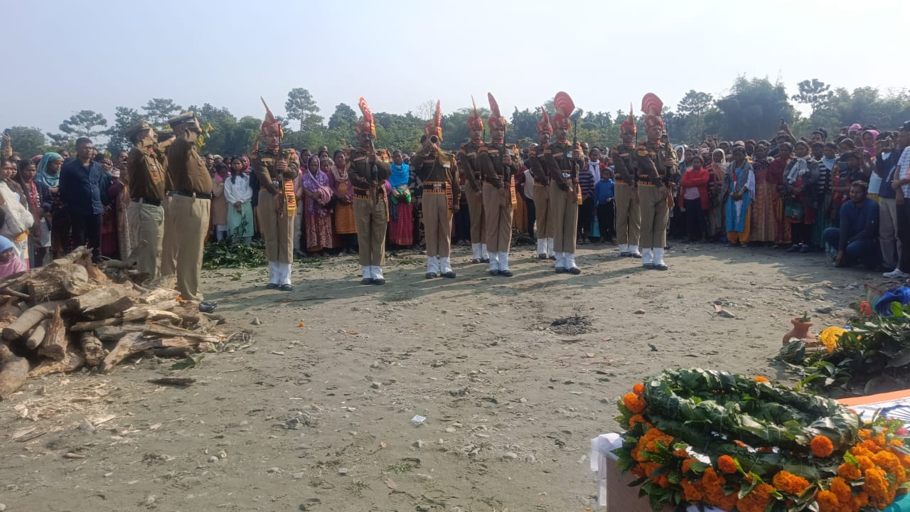 BSF Jawan from Kalchini Block dies while returning home on leave, last ...